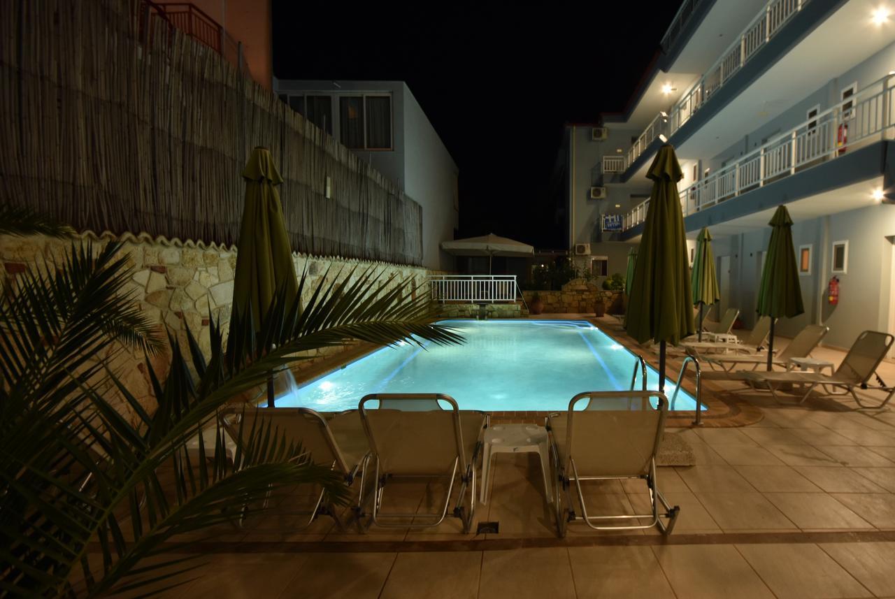 Kiwi Apartments Nea Fokea Exterior photo